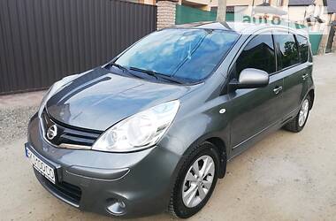 Хетчбек Nissan Note 2010 в 