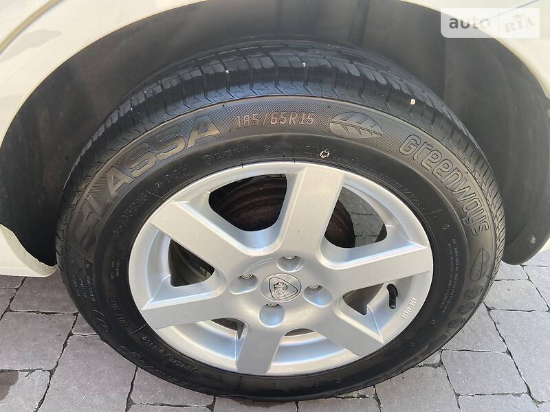 Хетчбек Nissan Note 2009 в Бучачі фото 37 Хетчбек Nissan Note 2009 в Бучачі