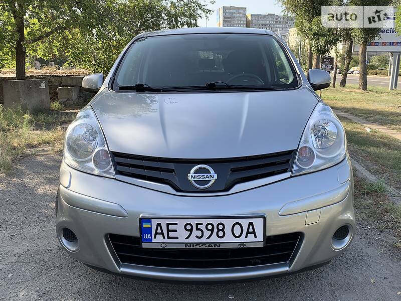 Хетчбек Nissan Note 2013 в Дніпрі