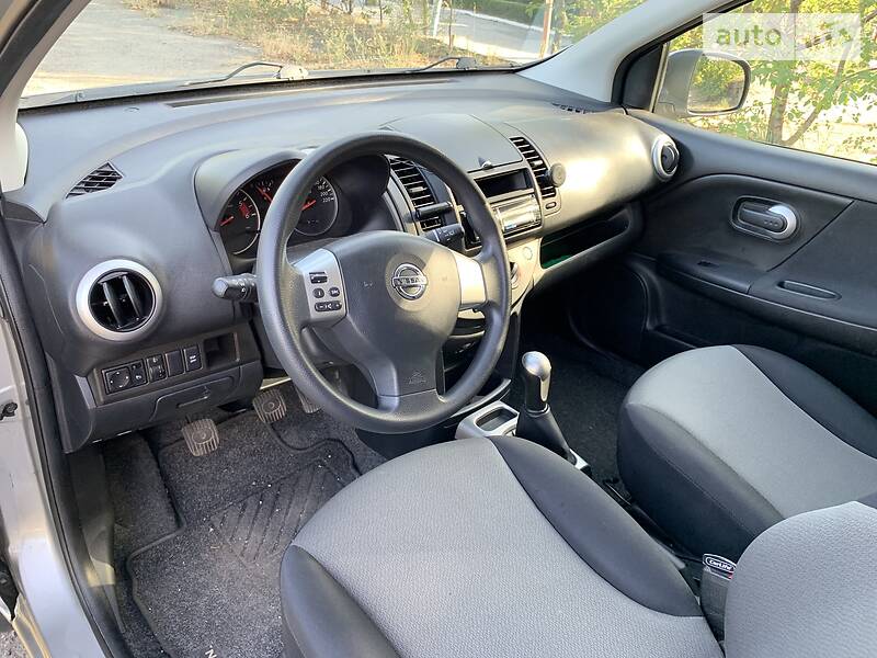 Хетчбек Nissan Note 2013 в Дніпрі