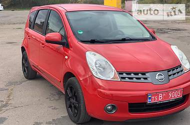 Седан Nissan Note 2007 в Луцке