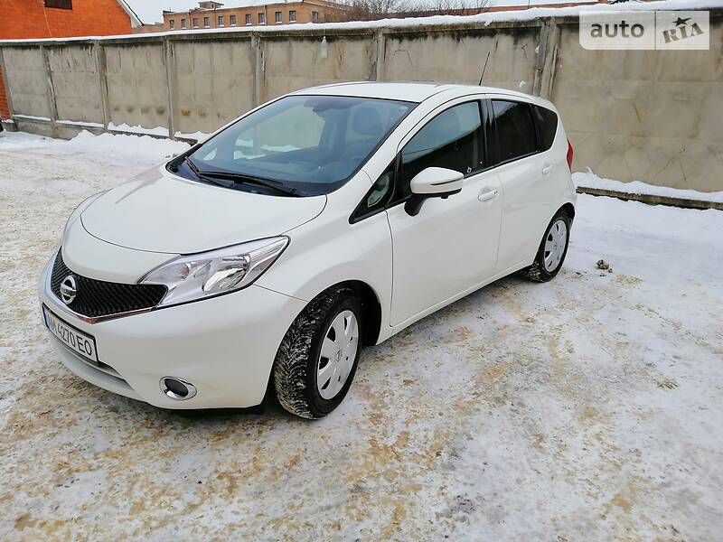 Хэтчбек Nissan Note 2015 в Бердичеве