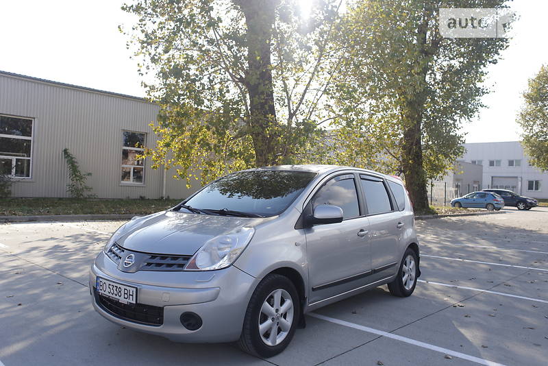 Минивэн Nissan Note 2008 в Чорткове