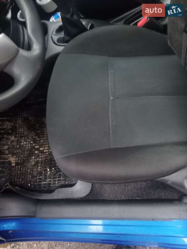 Хэтчбек Nissan Note 2014 в Звягеле