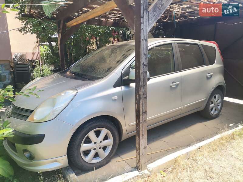 Хэтчбек Nissan Note 2006 в Николаеве