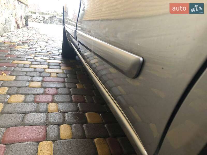 Хэтчбек Nissan Note 2008 в Днепре