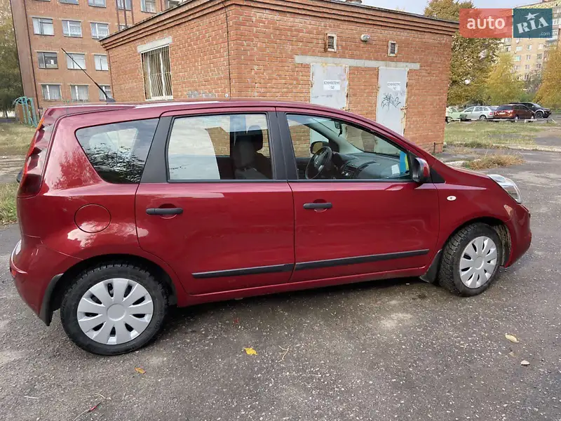Nissan Note 2011