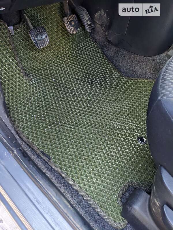 Хетчбек Nissan Note 2007 в Тернополі фото 13 Хетчбек Nissan Note 2007 в Тернополі