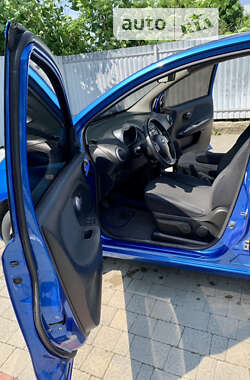 Хэтчбек Nissan Note 2008 в 