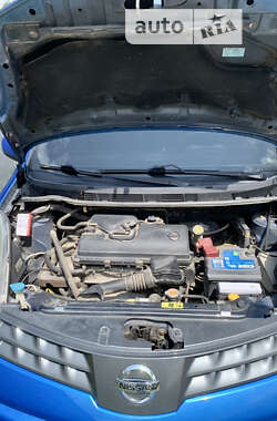 Хэтчбек Nissan Note 2008 в 