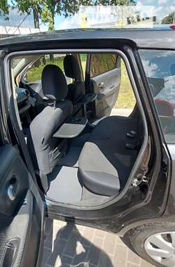 Хэтчбек Nissan Note 2007 в 