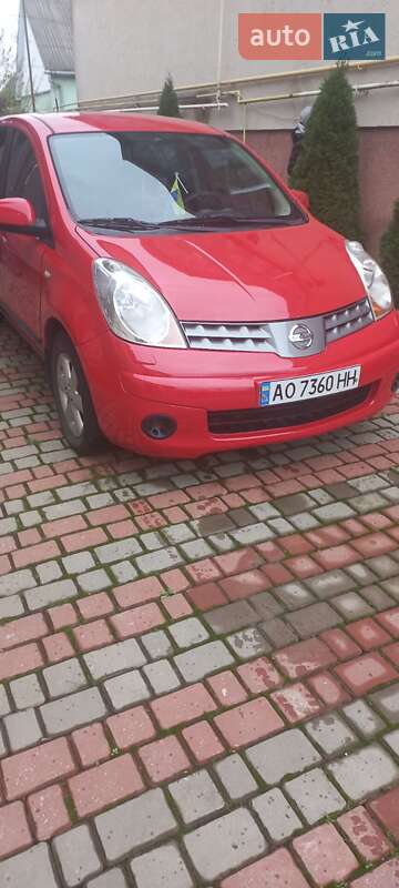 Хетчбек Nissan Note 2008 в Тячеві
