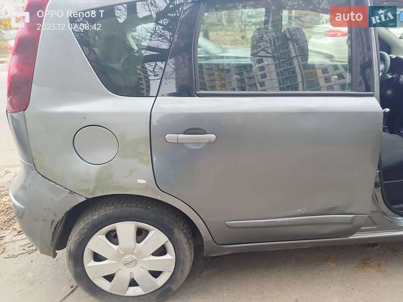 Хэтчбек Nissan Note 2011 в Одессе