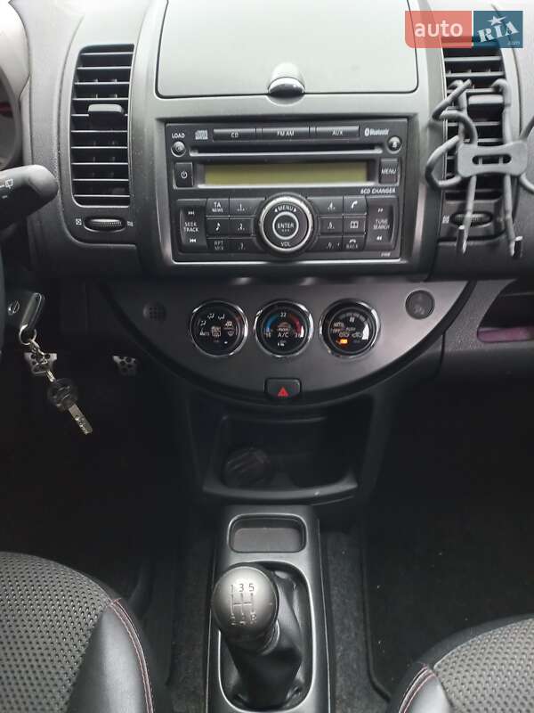 Хетчбек Nissan Note 2008 в Києві фото 9 Хетчбек Nissan Note 2008 в Києві