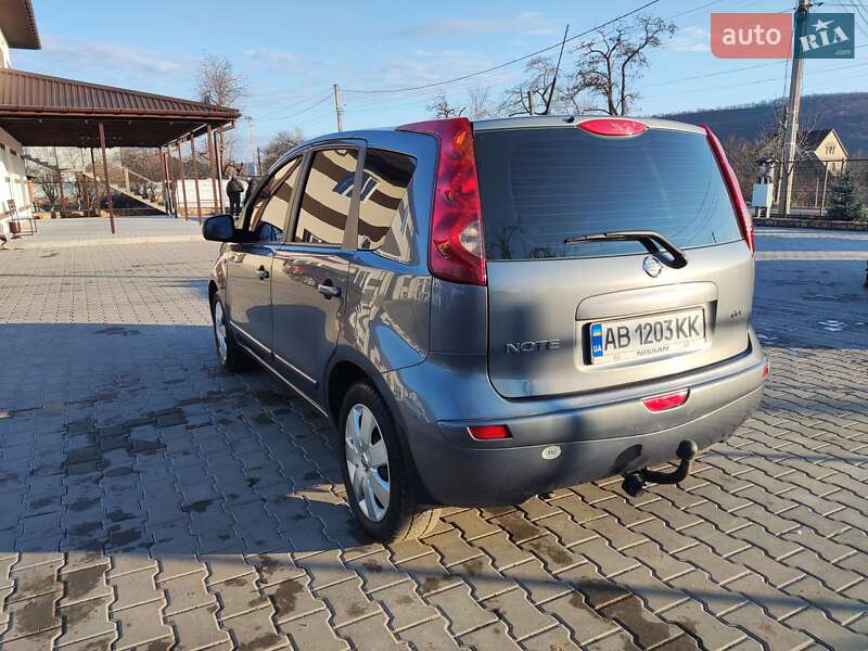 Хетчбек Nissan Note 2008 в Могилів-Подільському