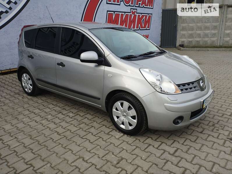 Хэтчбек Nissan Note 2008 в Хмельницком