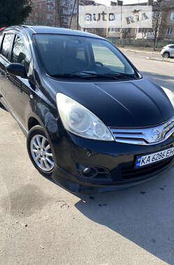 Хэтчбек Nissan Note 2011 в Киеве