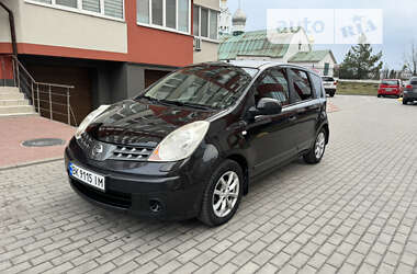 Хэтчбек Nissan Note 2007 в Вараше