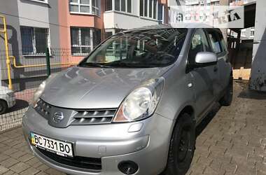 Хэтчбек Nissan Note 2008 в Львове