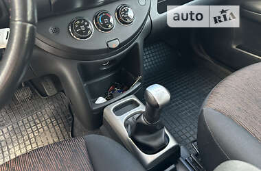 Хетчбек Nissan Note 2010 в Івано-Франківську