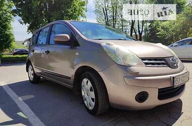 Хэтчбек Nissan Note 2008 в Шепетовке