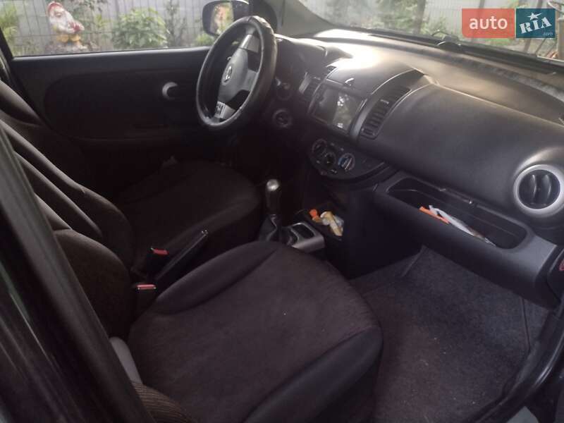 Хетчбек Nissan Note 2011 в Дніпрі