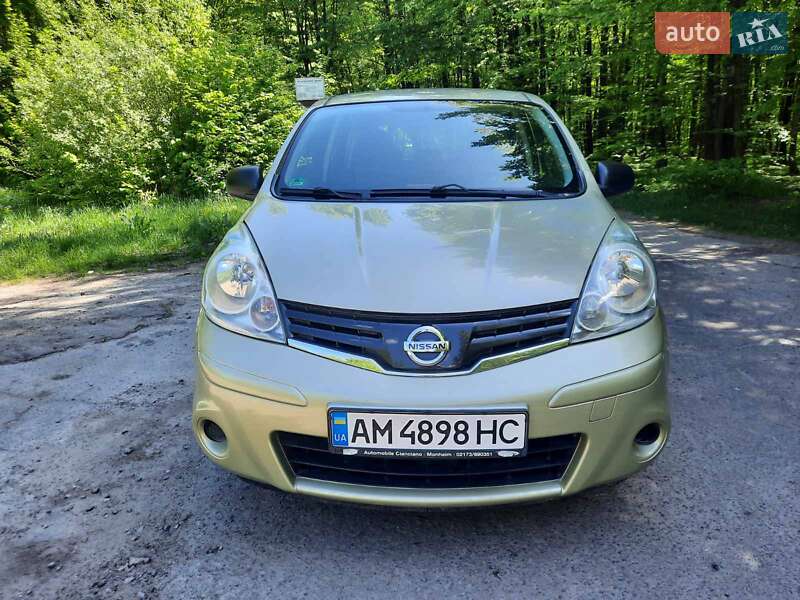 Хетчбек Nissan Note 2009 в Житомирі фото 2 Хетчбек Nissan Note 2009 в Житомирі