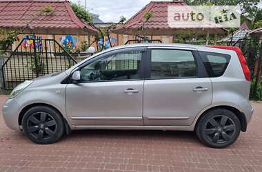 Хэтчбек Nissan Note 2008 в Киеве