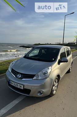 Хэтчбек Nissan Note 2010 в Одессе