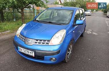Хэтчбек Nissan Note 2006 в Староконстантинове