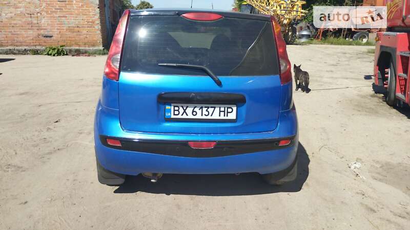 Хэтчбек Nissan Note 2007 в Нетешине