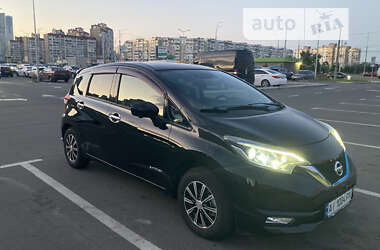 Хетчбек Nissan Note 2017 в Києві