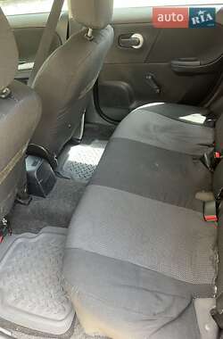 Хэтчбек Nissan Note 2012 в Бобрке