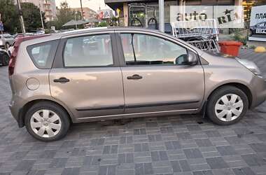 Хэтчбек Nissan Note 2010 в Хмельницком