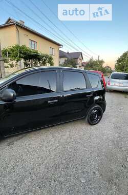 Хэтчбек Nissan Note 2006 в Ивано-Франковске