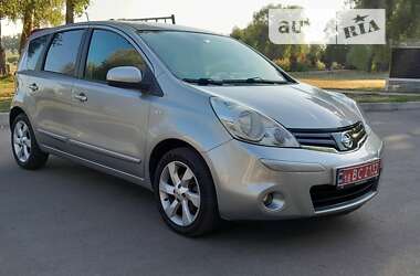 Хэтчбек Nissan Note 2009 в Киеве