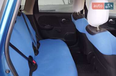 Хэтчбек Nissan Note 2007 в 