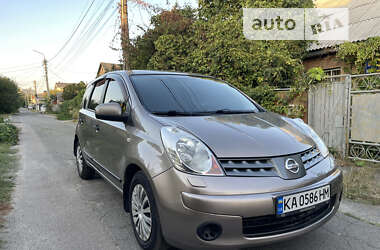 Хэтчбек Nissan Note 2008 в Киеве