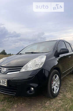 Хэтчбек Nissan Note 2010 в Тернополе