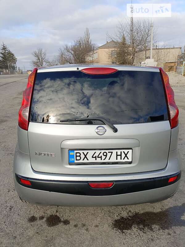 Хэтчбек Nissan Note 2007 в Виньковцах