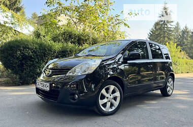 Хэтчбек Nissan Note 2010 в Умани