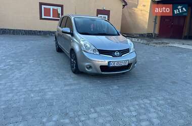Хэтчбек Nissan Note 2011 в 