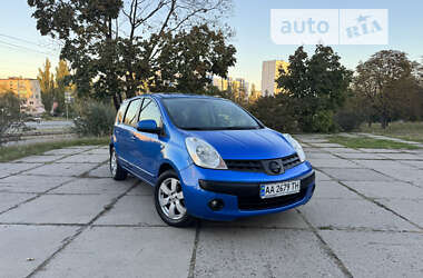 Хэтчбек Nissan Note 2007 в Киеве