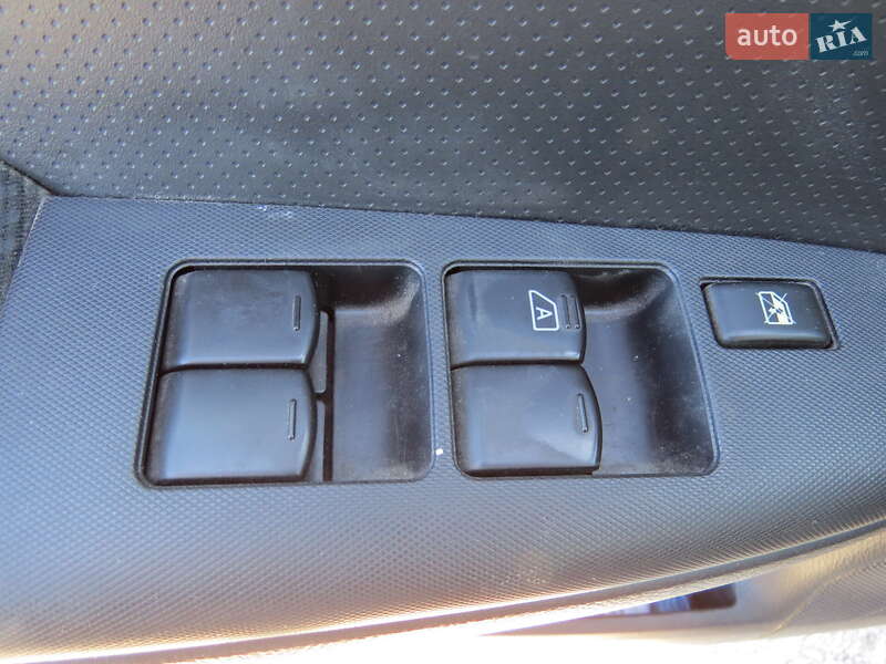 Хэтчбек Nissan Note 2012 в Кропивницком