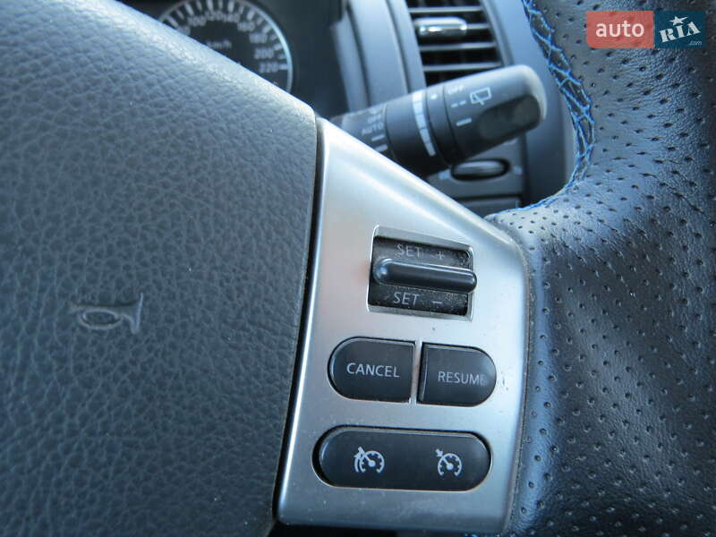 Хэтчбек Nissan Note 2012 в Кропивницком