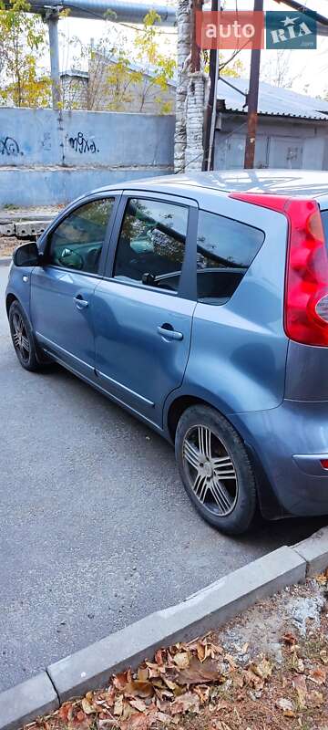 Хэтчбек Nissan Note 2006 в Харькове