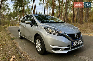 Хэтчбек Nissan Note 2016 в Киеве