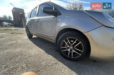 Хэтчбек Nissan Note 2007 в Киеве