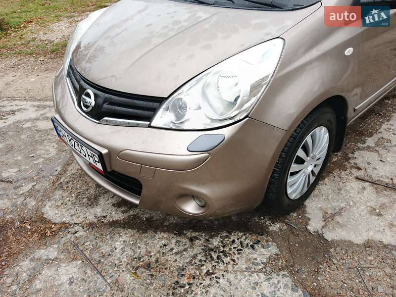 Хэтчбек Nissan Note 2011 в Овидиополе фото 4 Хэтчбек Nissan Note 2011 в Овидиополе
