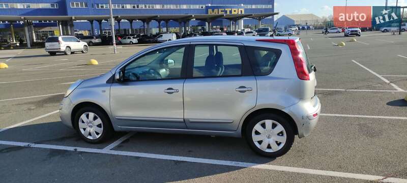 Хэтчбек Nissan Note 2008 в Трускавце